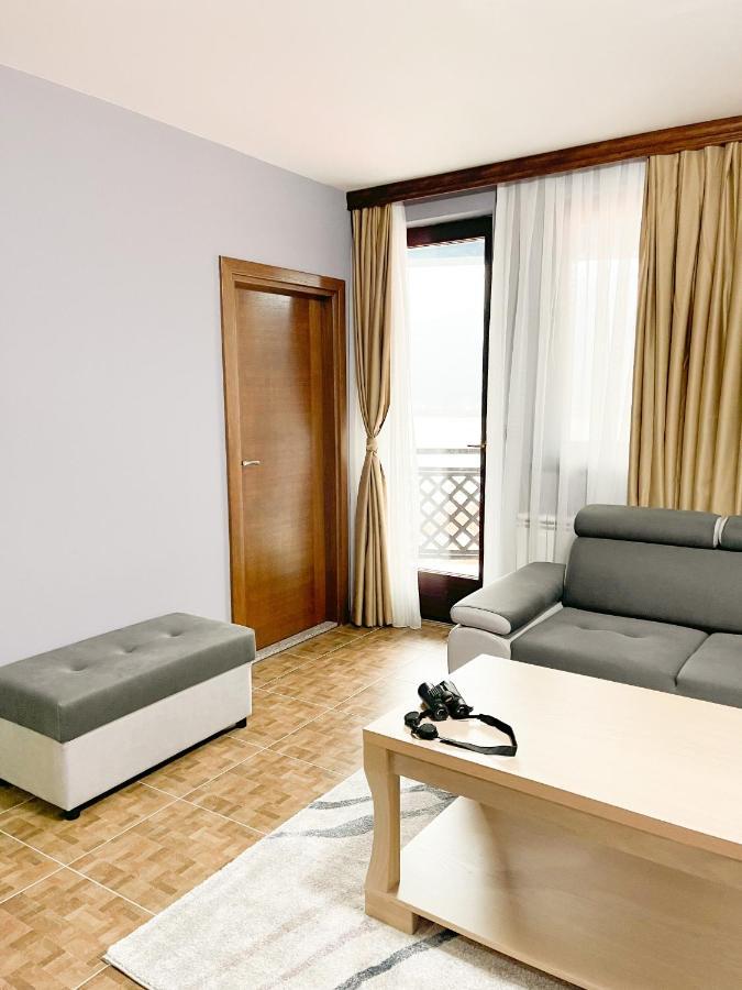 Apartments & Rooms Brijest Плав Экстерьер фото