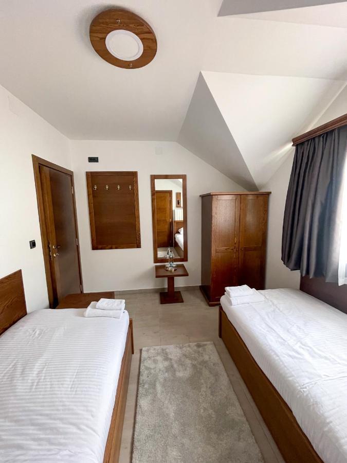 Apartments & Rooms Brijest Плав Экстерьер фото